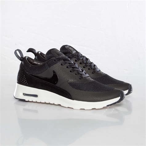 nike air max thea qs|Nike Air Max thea print men's.